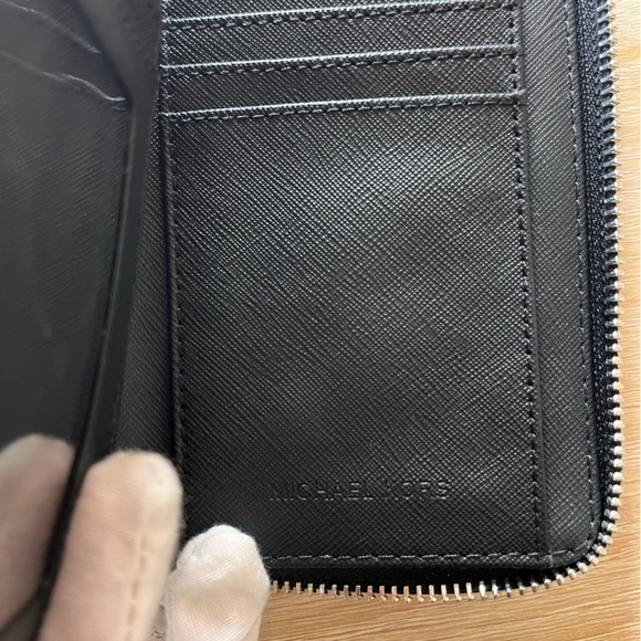 Michael Kors Long Walter Black - Picture 7 of 11